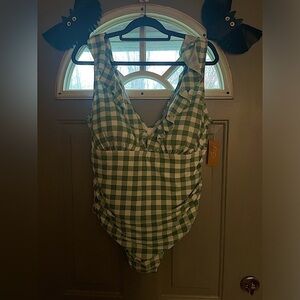 KONA SOL Womens Swimsuit NWT Size 20